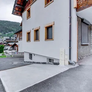 chalet-arthur.hotels-rhonealpes.com/